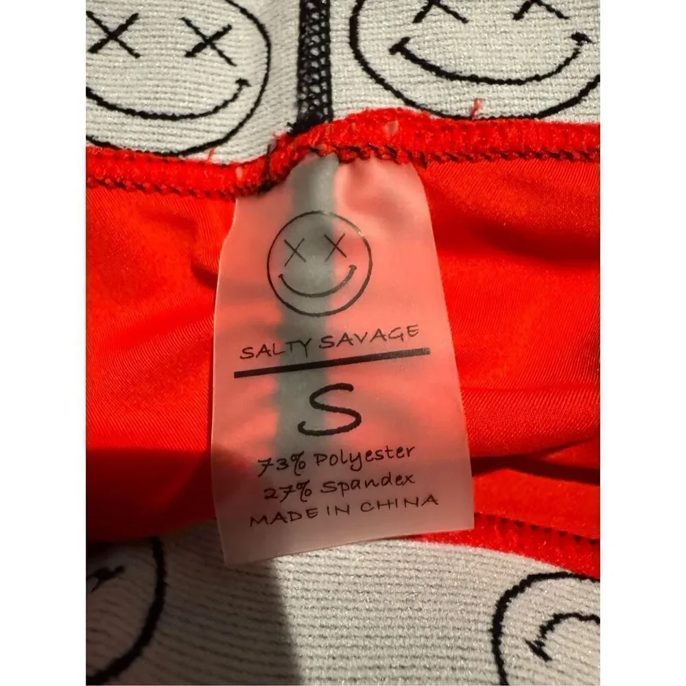 Salty Savage Happy Thoughts wetsuit shorts size small red black scrunch butt exc